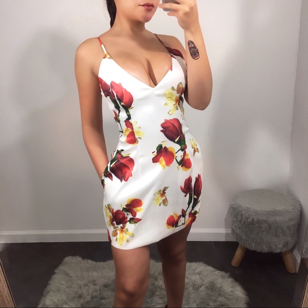 ONE LEFT Floral Mini Dress